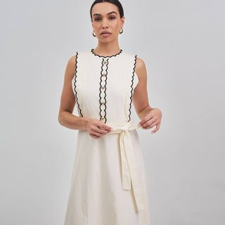 Bellano Contrast Scalloped  Dress