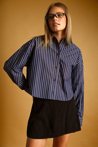 STRIPED BUTTON FRONT CROP SHIRT