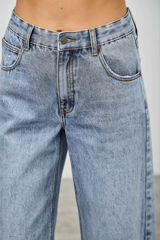 Low Curve High Rise Barrel Jeans