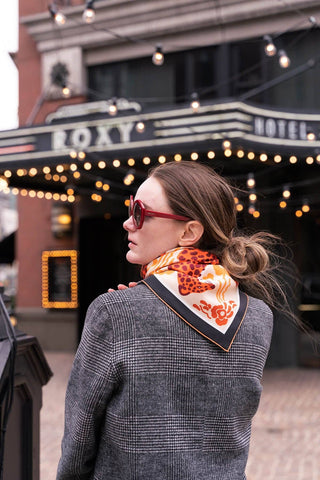 Silk Bandana Of Leopards With Floral Fountain