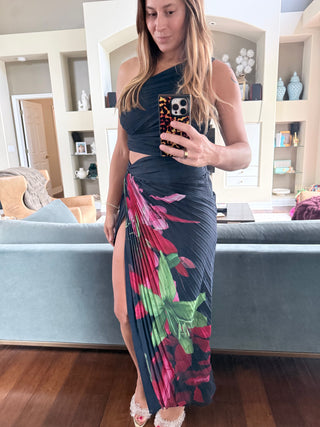 Lily Stream Pleated Two Piece Set in Navy Floral