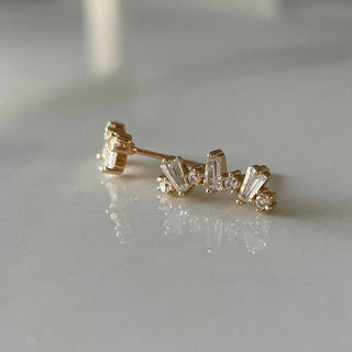 Broken Pieces Studs